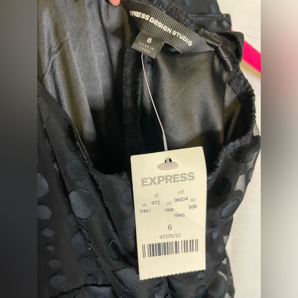 NWT Express Design Studio Black Halter Tank Top with black dots pattern Size 6 - Picture 8 of 11